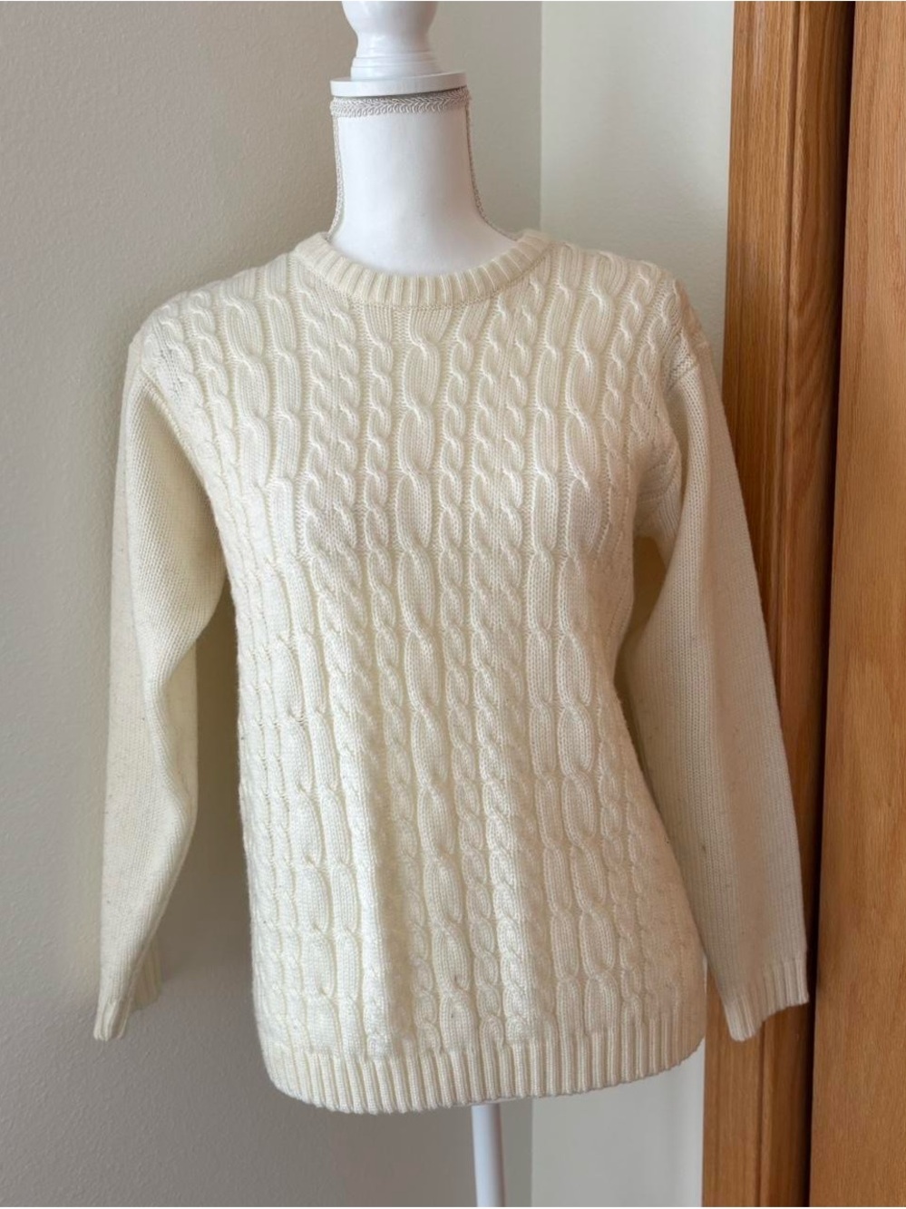Women's Cable Knit Crewneck Sweater - Cream